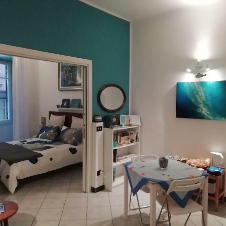 Donnabarbara Apartment เวอนาซซา ภายนอก รูปภาพ