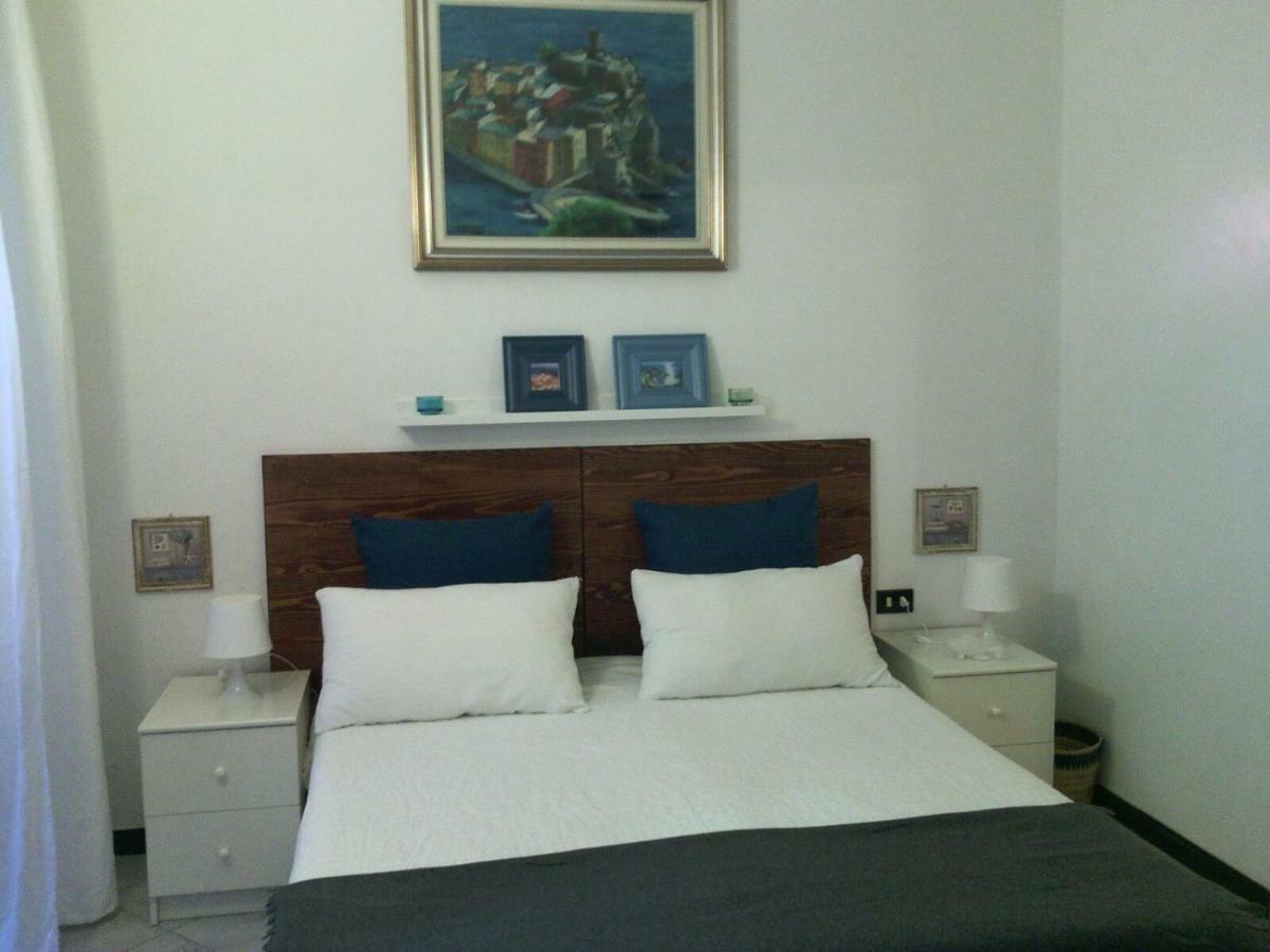 Donnabarbara Apartment เวอนาซซา ภายนอก รูปภาพ
