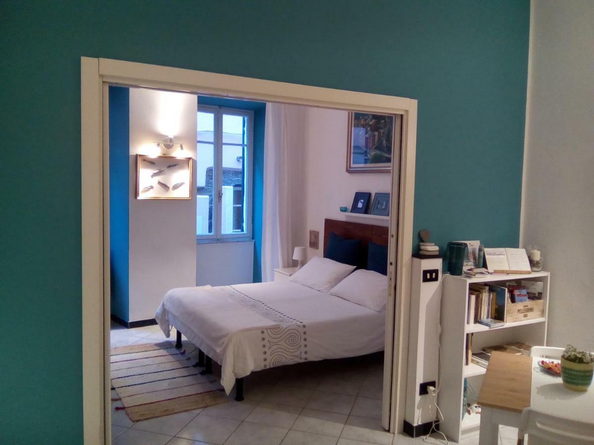 Donnabarbara Apartment เวอนาซซา ภายนอก รูปภาพ